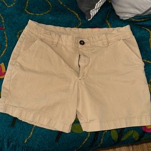 Men’s chubbies 5.5 inseam khaki shorts 33